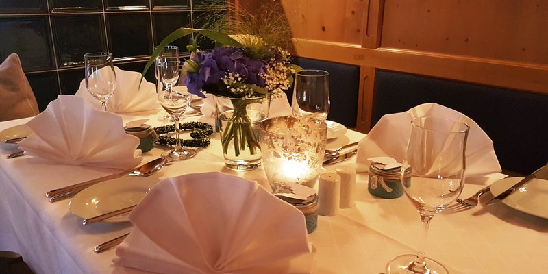 Hotel Restaurant m. Stuben & Tagungsräumen