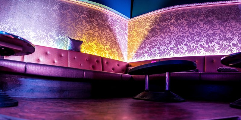 Rental Club and event location, even Fri / Sat