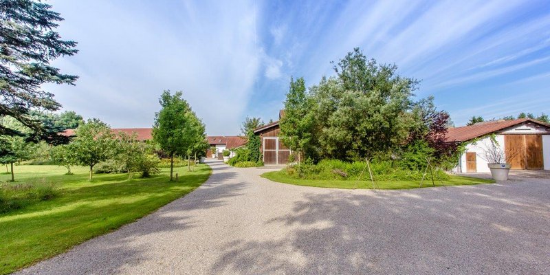 Landgut mit Halle für Seminar und Tagung