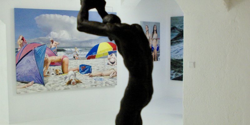 LOFT Gallery with bar and outdoor