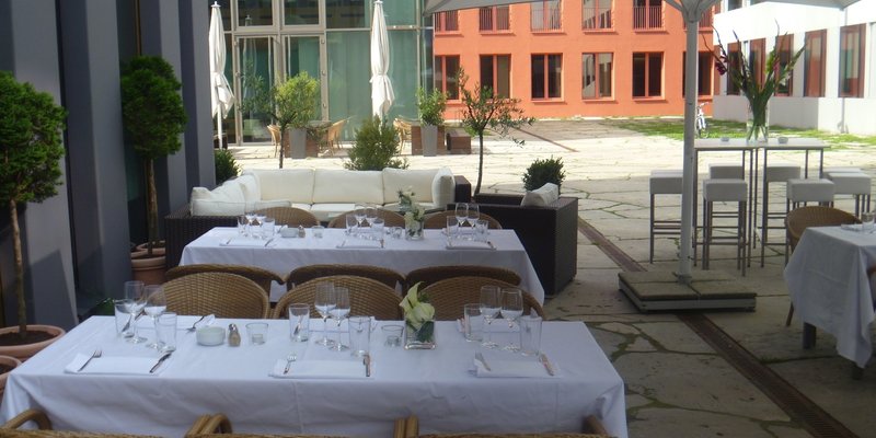 Very modern Show-Kitchen