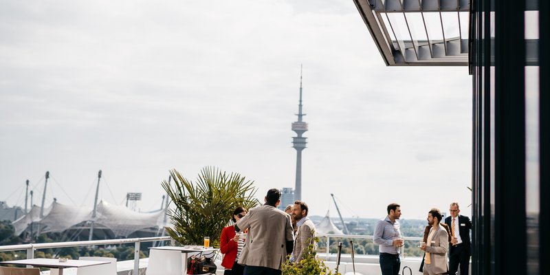 Rooftop Location über den Dächern Münchens
