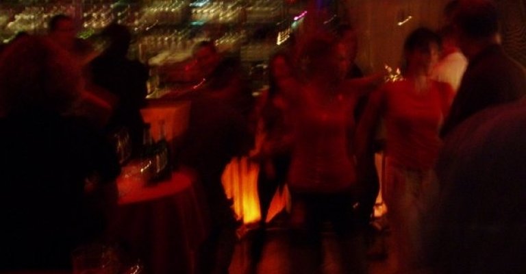 Cheap bar in Schwabing f. celebrations