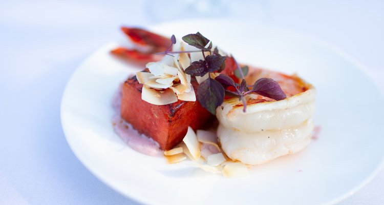 Hofgut m. Saal, Kapelle, verwunschenem Garten - Catering aus dem Café vor Ort