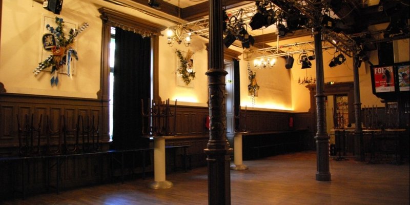 Traditionsreiches Gasthaus mit Bühne