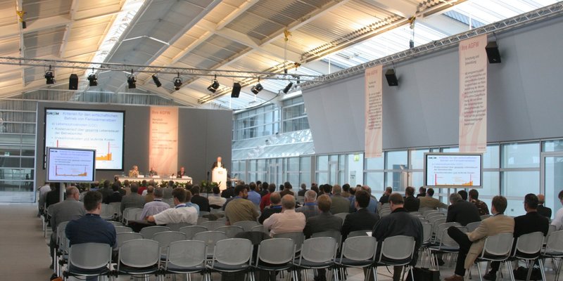 Multifunkt. and modern event Centre