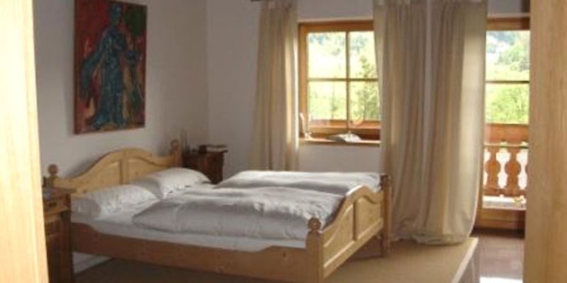 Ländliche Villa mit spektak. Alpenblick