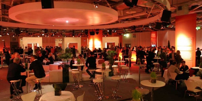 Multifunkt. and modern event Centre