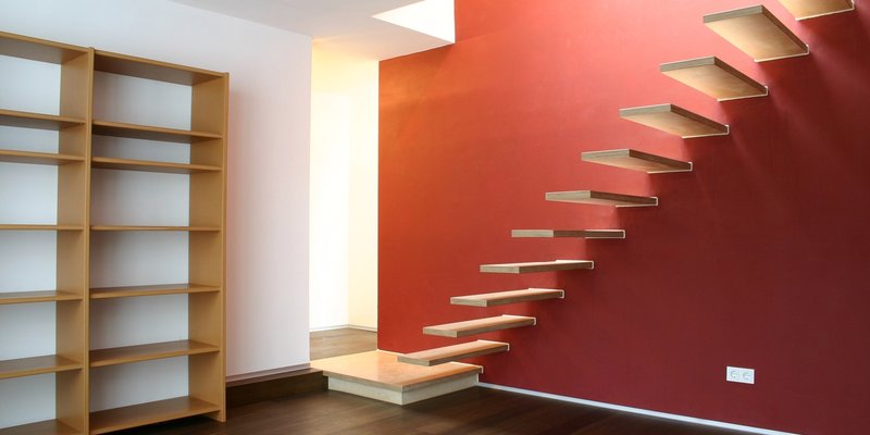 Kleines Design-Büro, rötlich