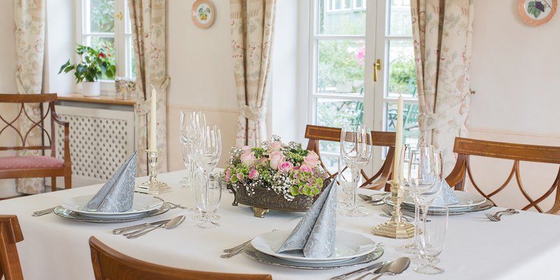 Landhaus mit Einrichtung im englischen Stil