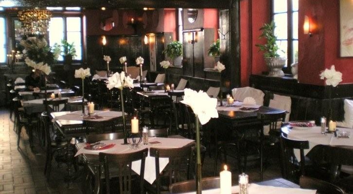 Jung Bayerisch Romantisch - Restaurant