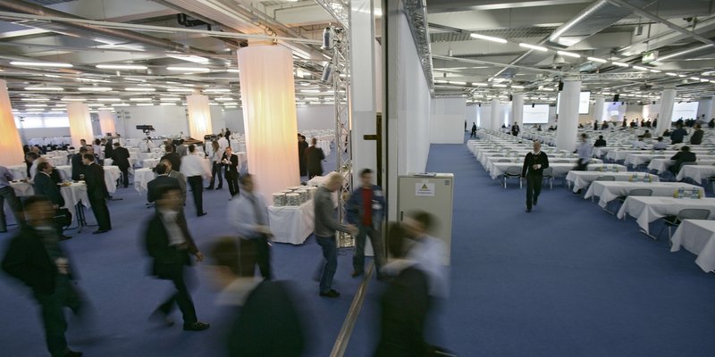 Multifunkt. and modern event Centre