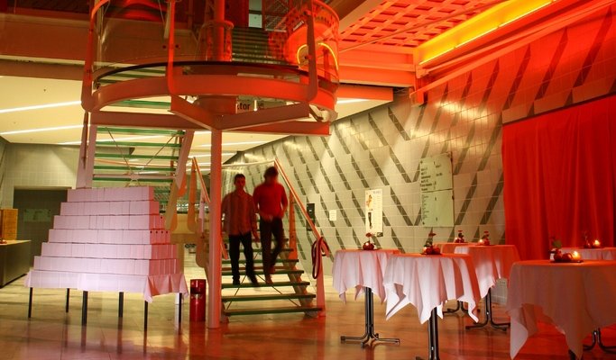 Multifunkt. and modern event Centre