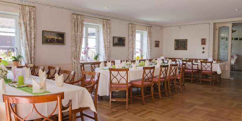 Landhaus mit Einrichtung im englischen Stil