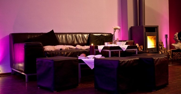 Event location with tiled stove