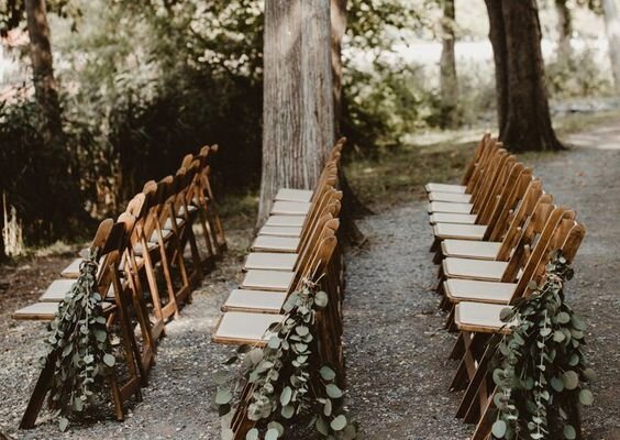 Hofgut m. Saal, Kapelle, verwunschenem Garten - Freie Trauung im Wald