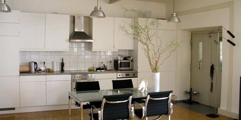 Exquisites LOFT mit viel Kunst & wertige