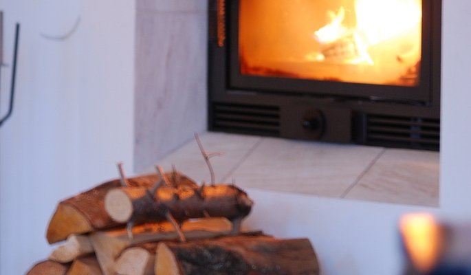 Kreuz-Gewölbe Traumwohnung - echter Kamin
