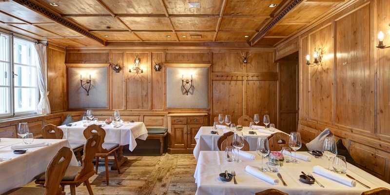 Gaststätte mit Saal, Stuben und Biergarten