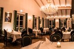 Restaurant mit Saal und Panoramaterrasse