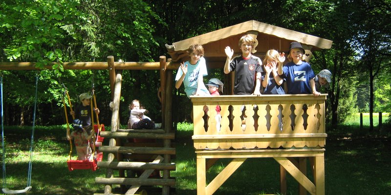 Wirtshaus mit Fest-Stadl und Biergarten Wirtshaus mit Fest-Stadl und Biergarten