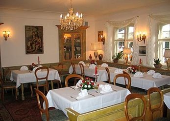 Wunderschönes Restaurant-Schlösschen