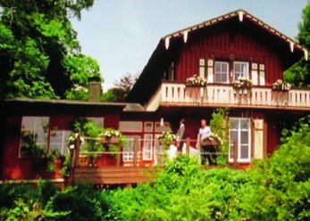 Rustic house directly on Lake Starnberg
