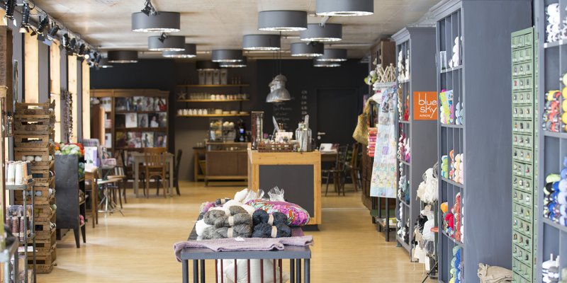 Ladengeschäft mit Loftcharakter