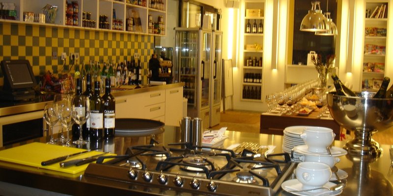 Very modern Show-Kitchen