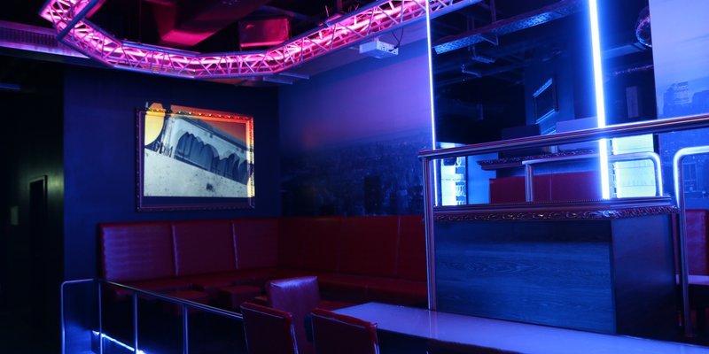 Rental Club and event location, even Fri / Sat