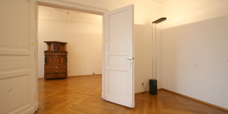 Jugendstil-Altbau m. LOFT-artig. Keller