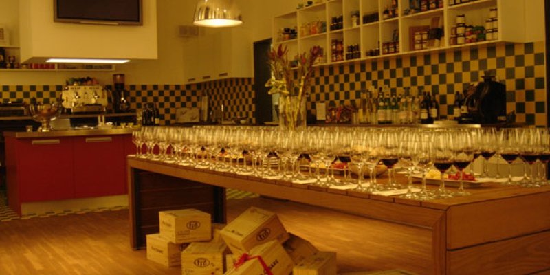 Very modern Show-Kitchen