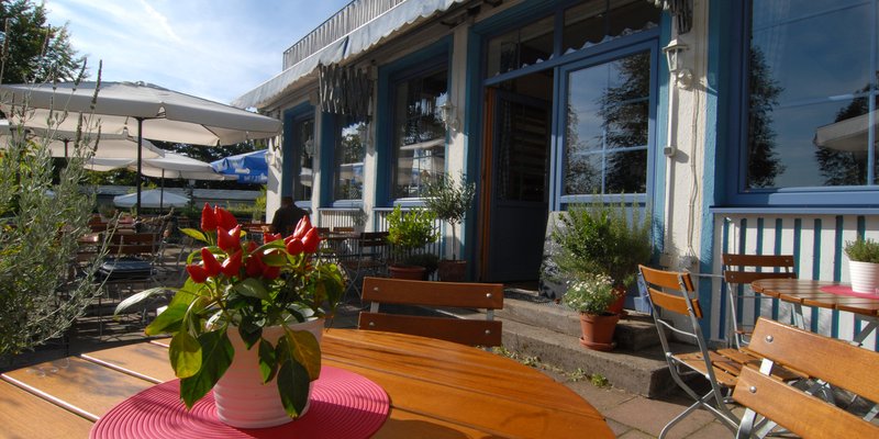 Wirtshaus mit Fest-Stadl und Biergarten Wirtshaus mit Fest-Stadl und Biergarten