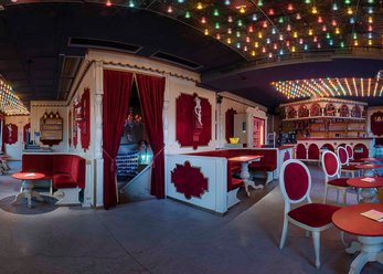 Pizza dance bar in a central location