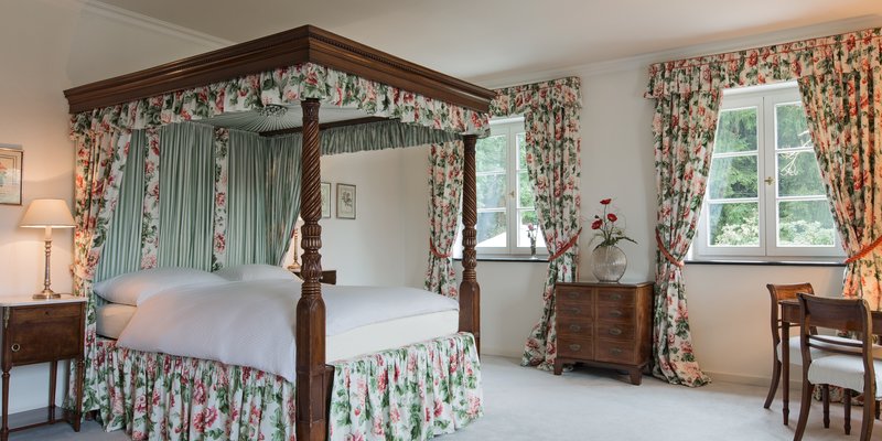 Landhaus mit Einrichtung im englischen Stil