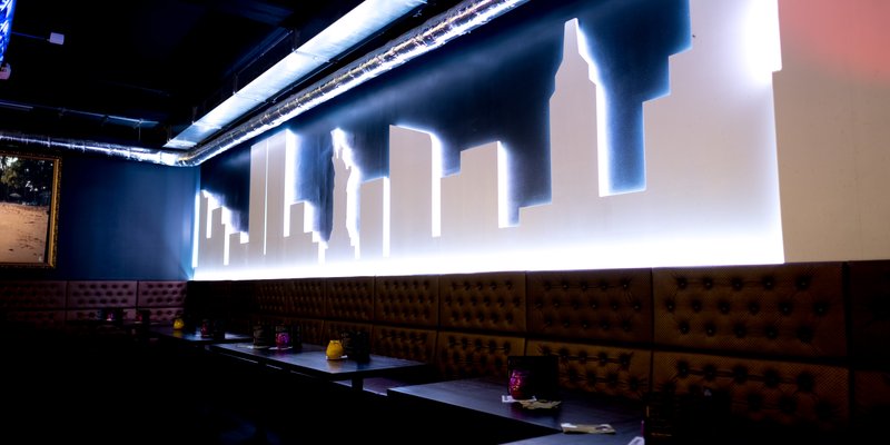 Rental Club and event location, even Fri / Sat