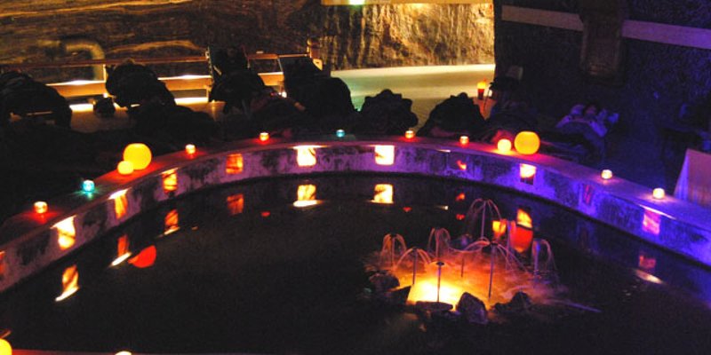 Salzwelt tief im Berginneren