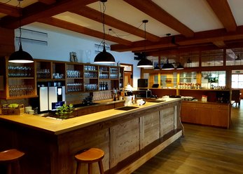 Restaurant with beer garden in Solln