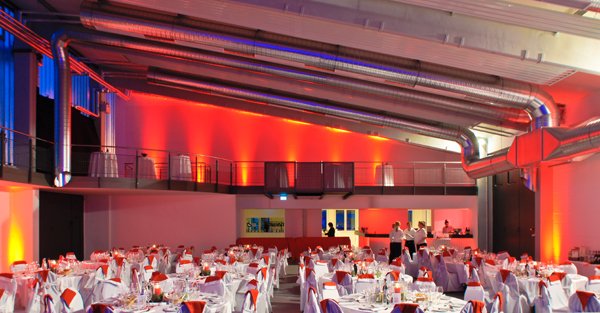 Event hall with foyer, on the Ostbhf