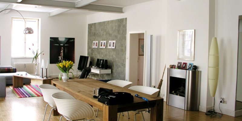 Exquisites LOFT mit viel Kunst & wertige