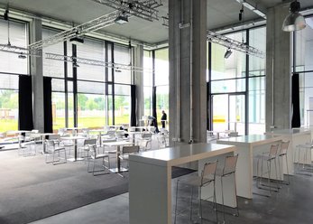 Large event Studio, lots of glass, concrete