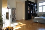 Kreuz-Gewölbe Traumwohnung - Wohnbereich mit Kamin