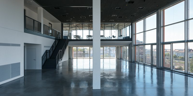 Event LOFT at 3 levels, pool and terrace