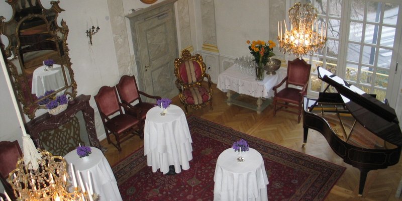 Wunderschönes Restaurant-Schlösschen Wunderschönes Restaurant-Schlösschen