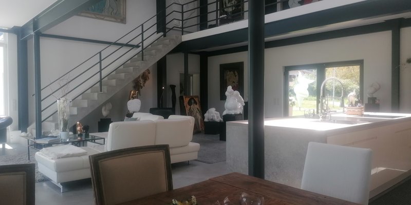 Kunsthaus mit Aussicht auf die Berge