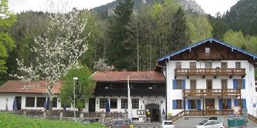 Gasthof m. Festsaal, Seminarraum, Biergarten