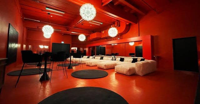 Filmreife Design-Location und Kunstplattform