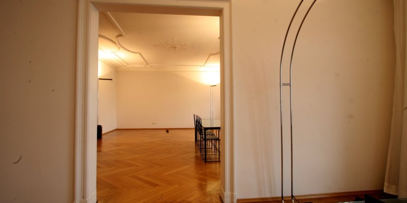 Jugendstil-Altbau m. LOFT-artig. Keller