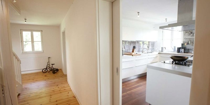 Modernes Haus im Grünen - Treppenhaus Modernes Haus im Grünen - Treppenhaus