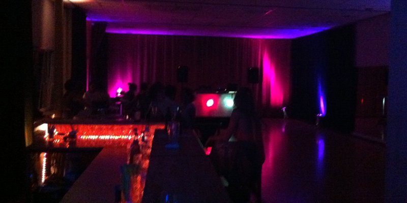 Party venue for 30 to 200 people